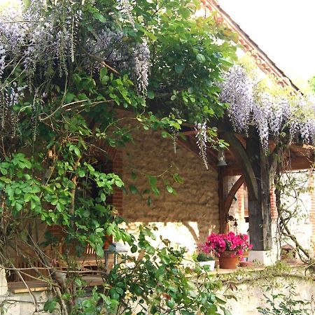 Le Domaine De Dolly Villeneuve-sur-Lot Exterior foto