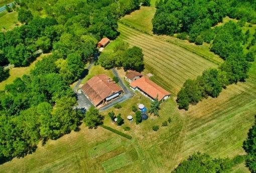 Le Domaine De Dolly Villeneuve-sur-Lot Exterior foto