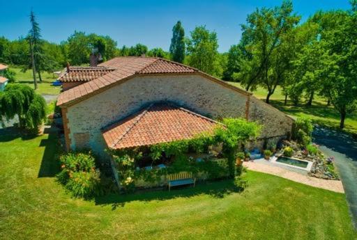 Le Domaine De Dolly Villeneuve-sur-Lot Exterior foto