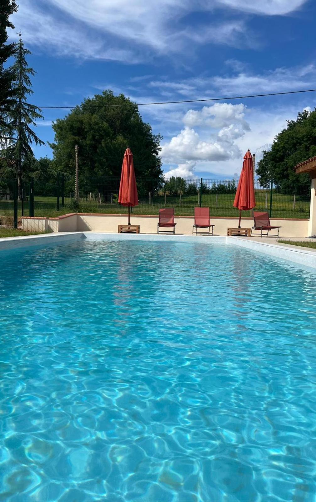 Le Domaine De Dolly Villeneuve-sur-Lot Exterior foto